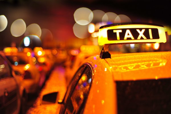 becsuletes_taxis